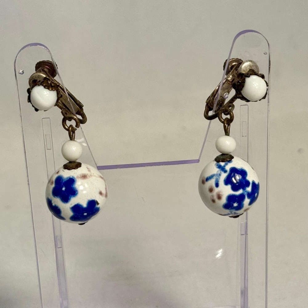 Miriam Haskell Necklace, bracelet & earrings, white beads hand painted floral - Picture 3 of 10
